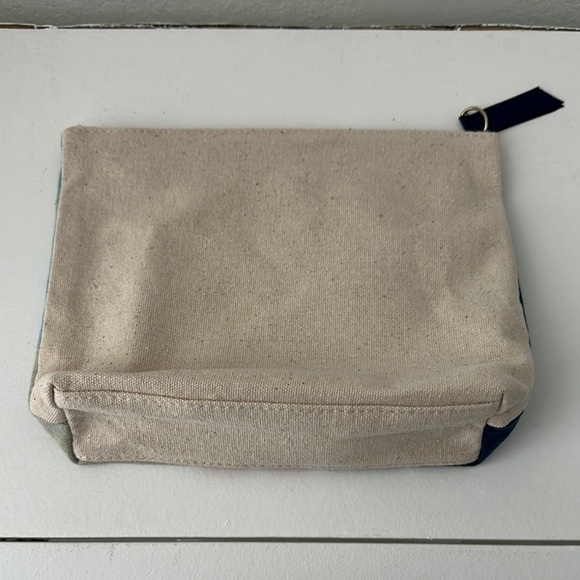 Clarins Abstract Art Canvas Cosmetic Pouch - Picture 3 of 8